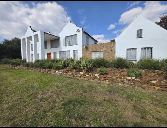FARM FOR SALE IN WALKERVILLE CENTRAL